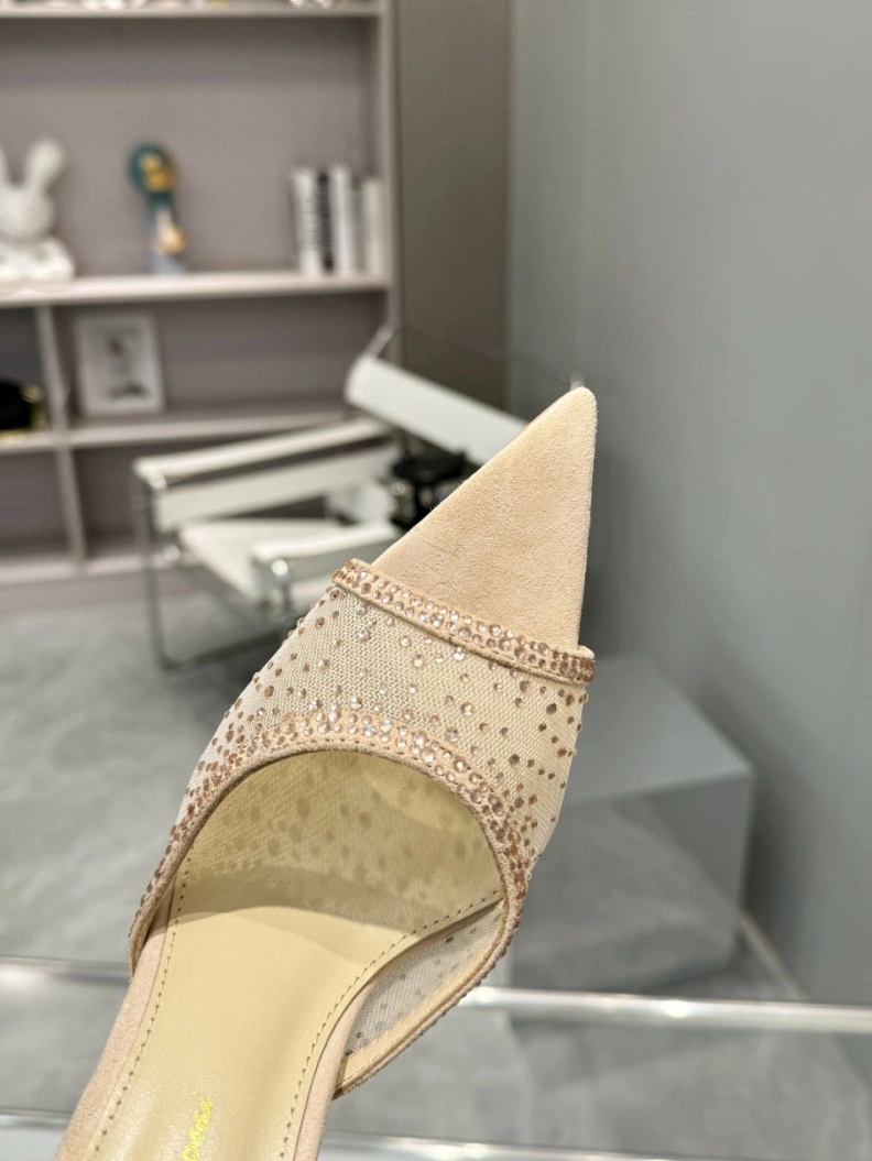 Flexible Othxr Sandals 212902