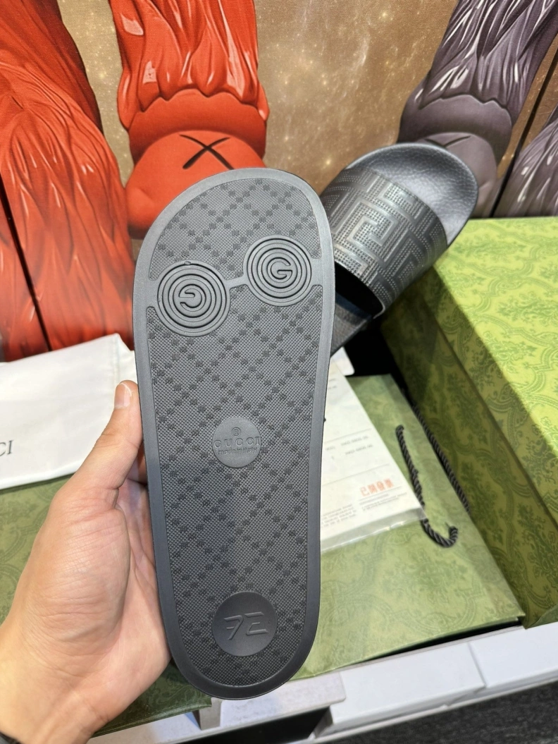 Gxccx Slippers Flexible 158354
