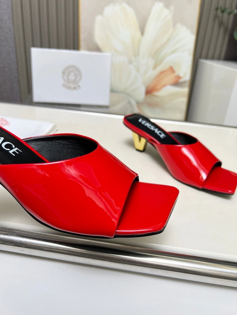 Lightweight Gxvxnchy Sandals 153038