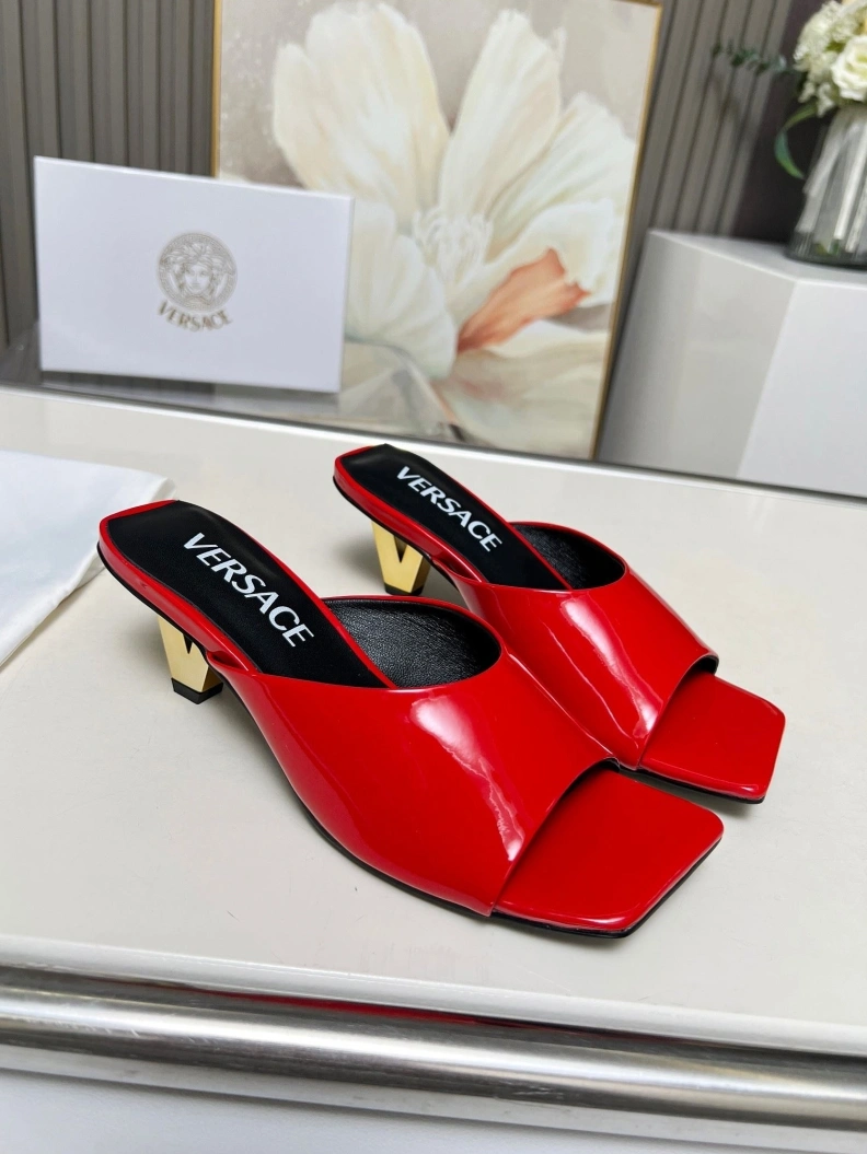 Lightweight Gxvxnchy Sandals 153038