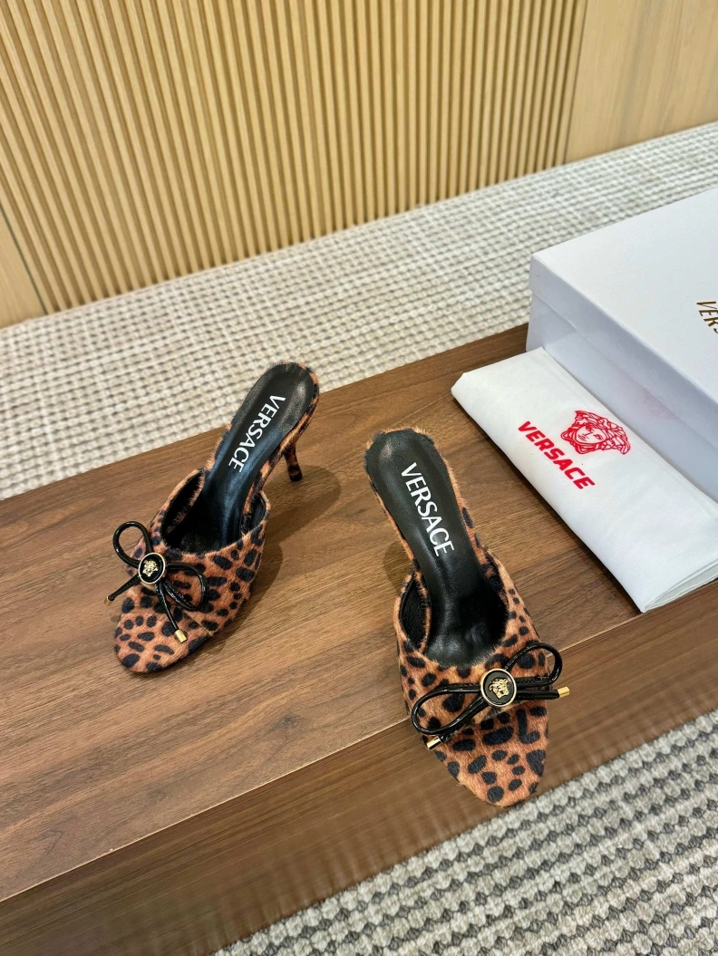 Gxvxnchy Sandals ModernLook 153041
