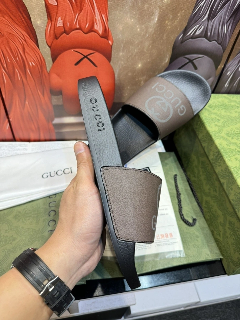 Gxccx Slippers Compact 158366