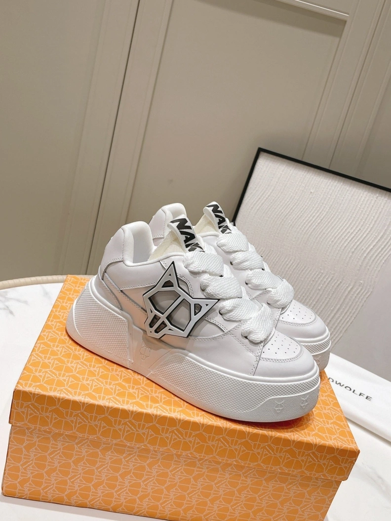 Lightweight Othxr Sneakers 212542