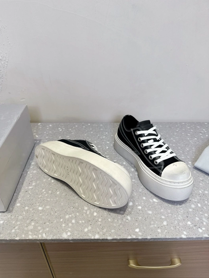 Timeless Othxr Sneakers 212541