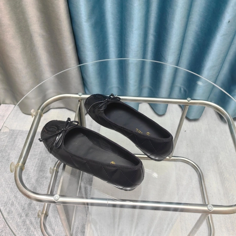 Trendsetting Chxnxl Flat Shoes 122036