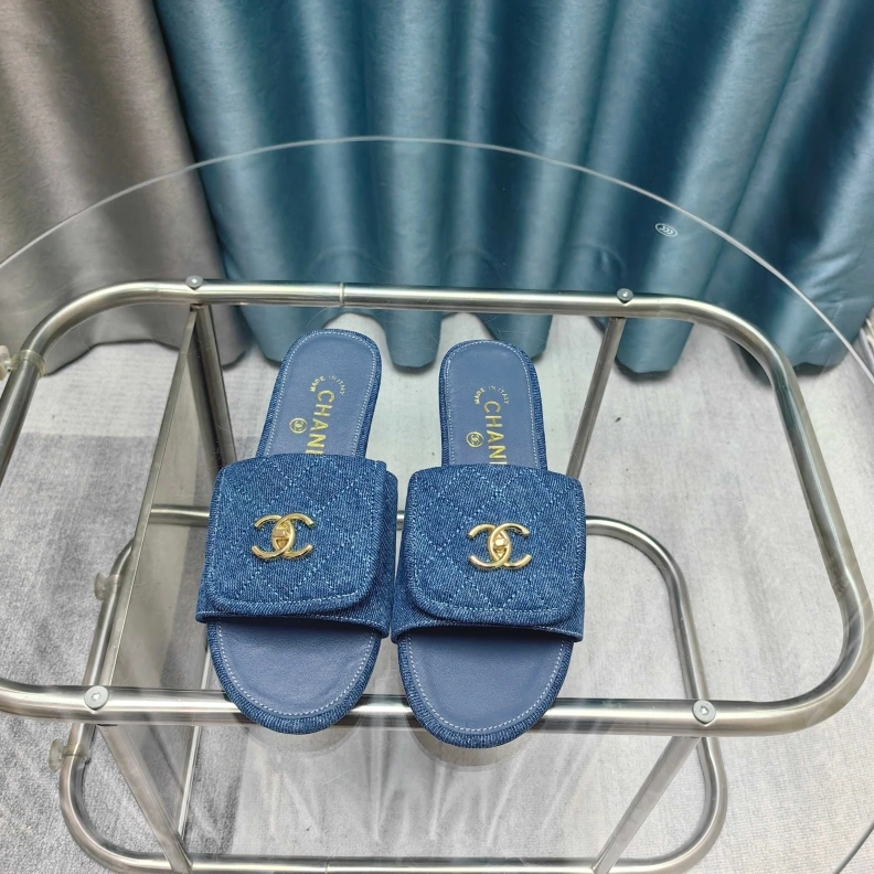 Refined Chxnxl Slippers 121764