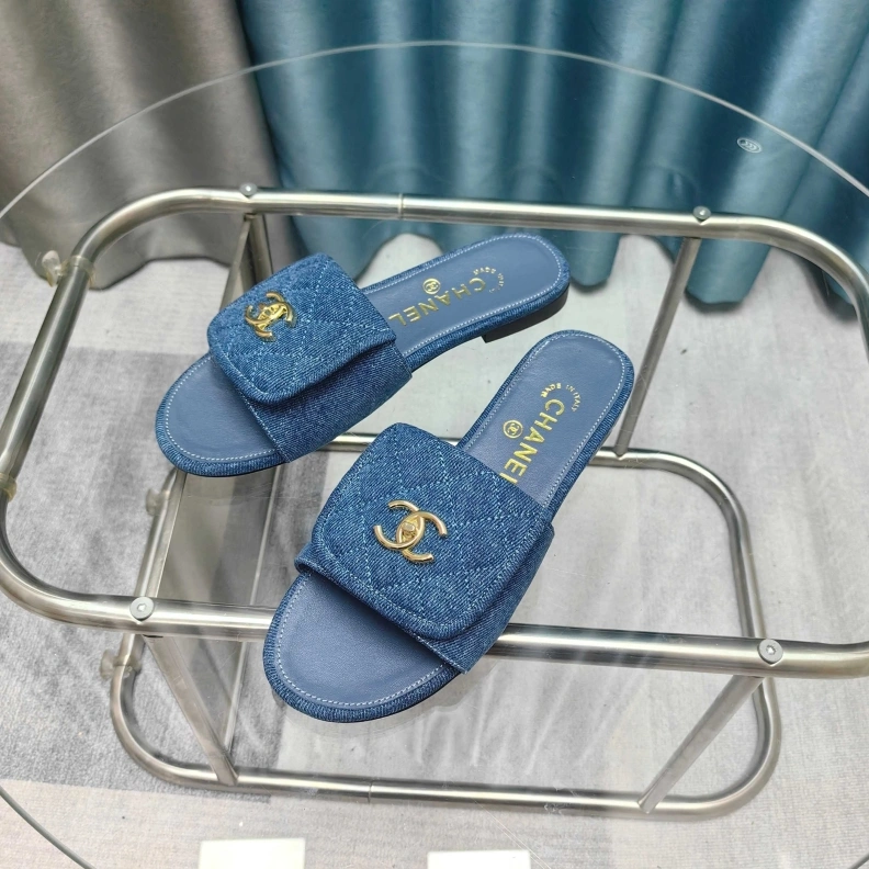 Refined Chxnxl Slippers 121764