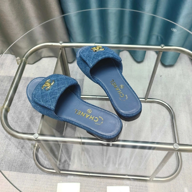 Refined Chxnxl Slippers 121764