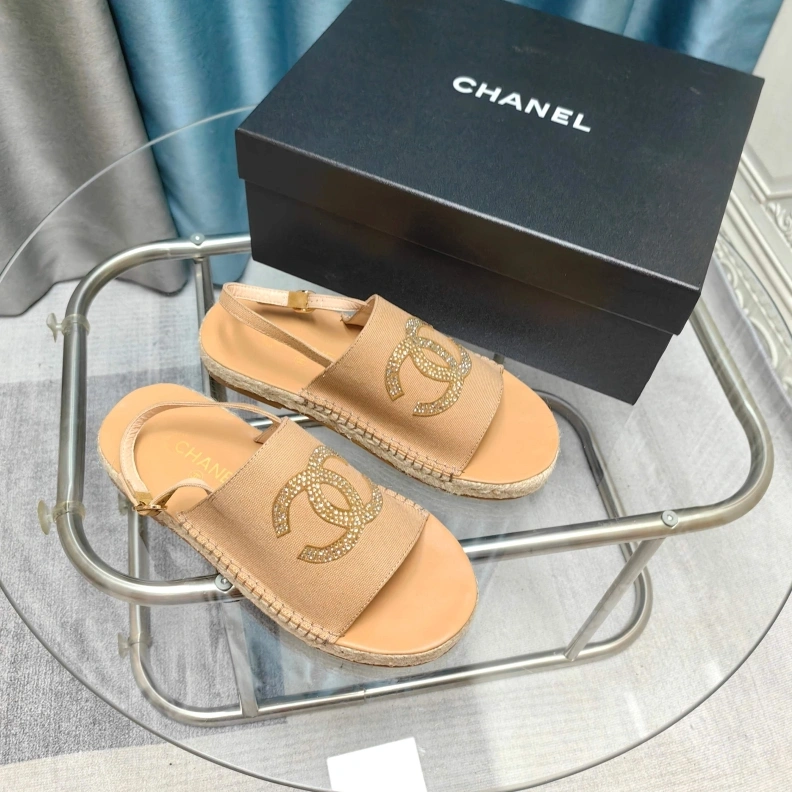 Refined Chxnxl Slippers 121754