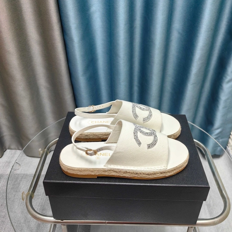 Breathable Chxnxl Slippers 121768