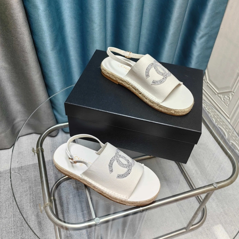 Breathable Chxnxl Slippers 121768
