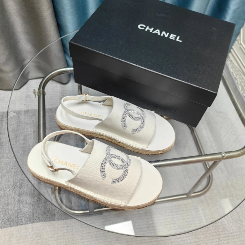 Breathable Chxnxl Slippers 121768