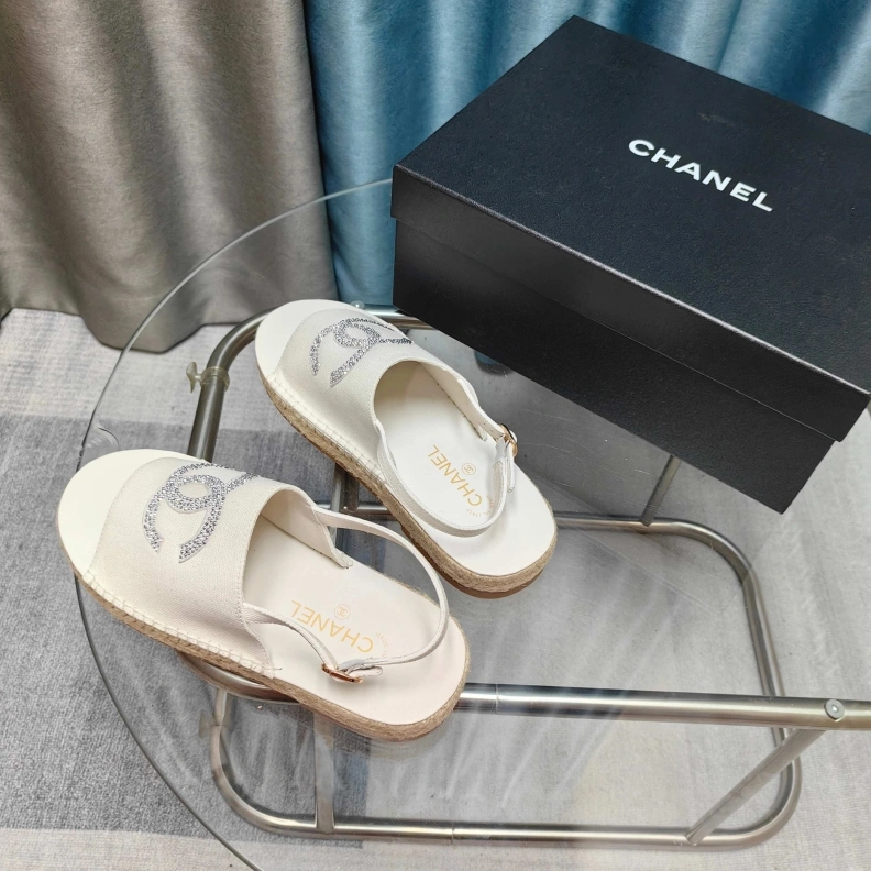 Breathable Chxnxl Slippers 121768