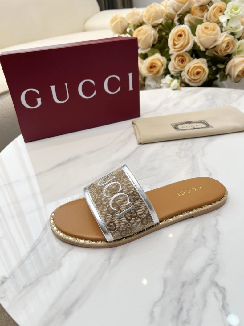 Gxccx Slippers EyeCatching 157825