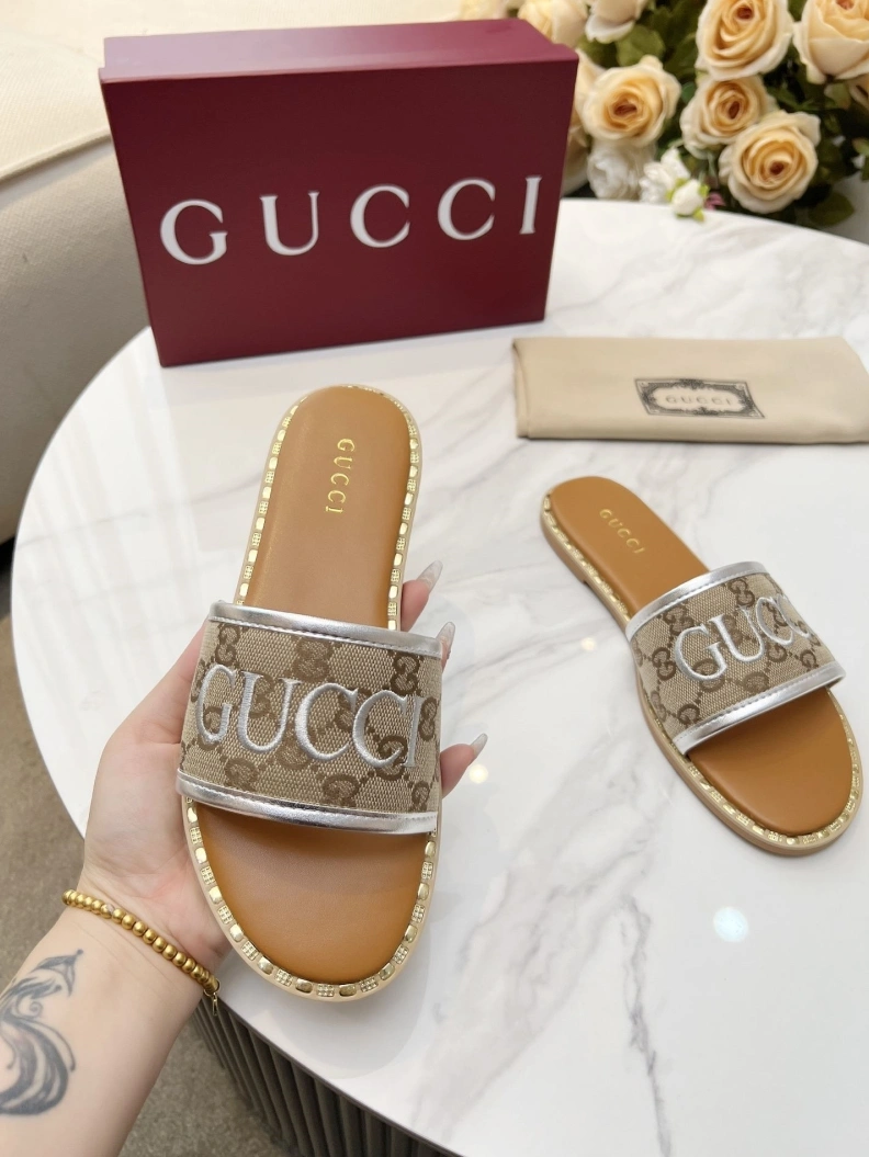 Gxccx Slippers EyeCatching 157825