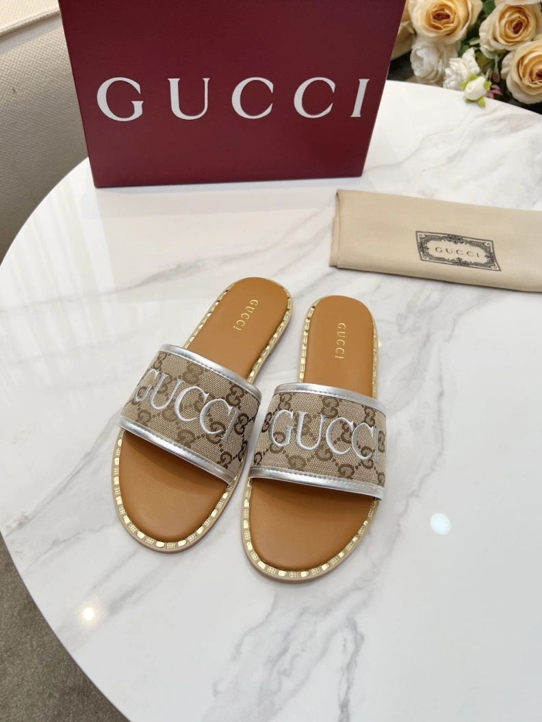 Gxccx Slippers EyeCatching 157825