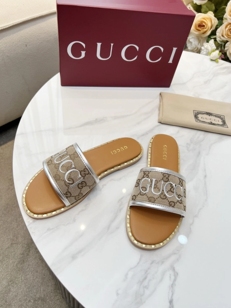 Gxccx Slippers EyeCatching 157825
