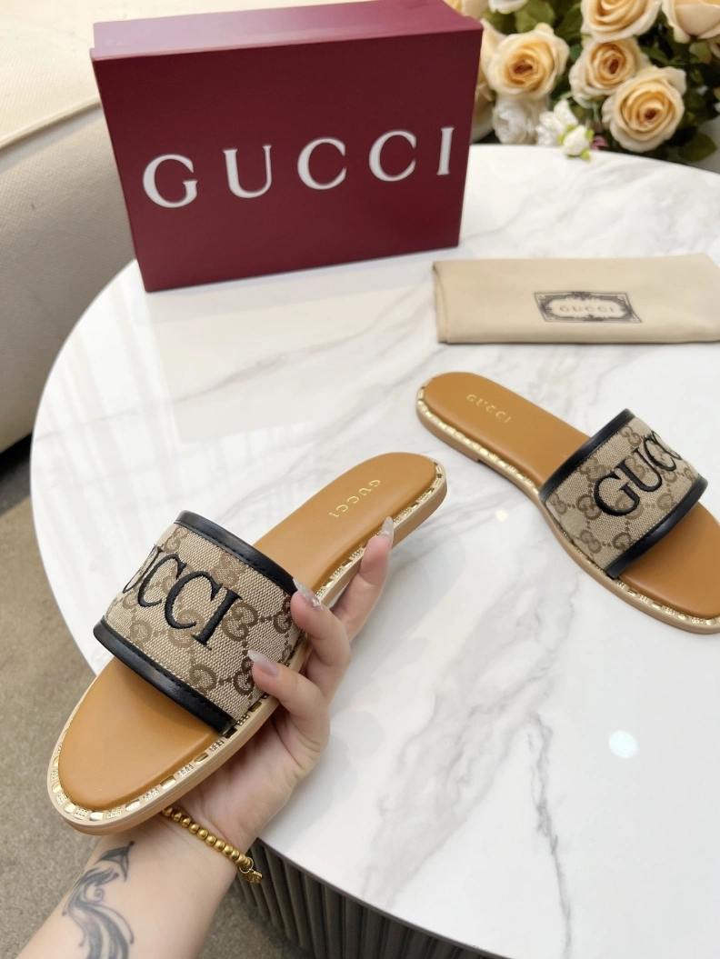 Gxccx Slippers Functional 157812