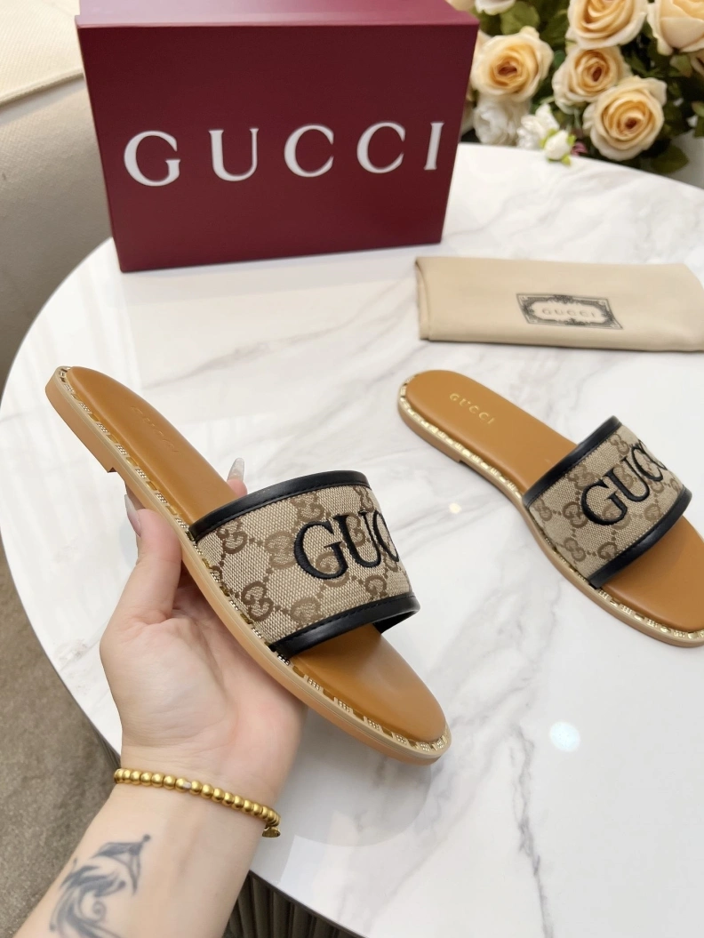 Gxccx Slippers Functional 157812
