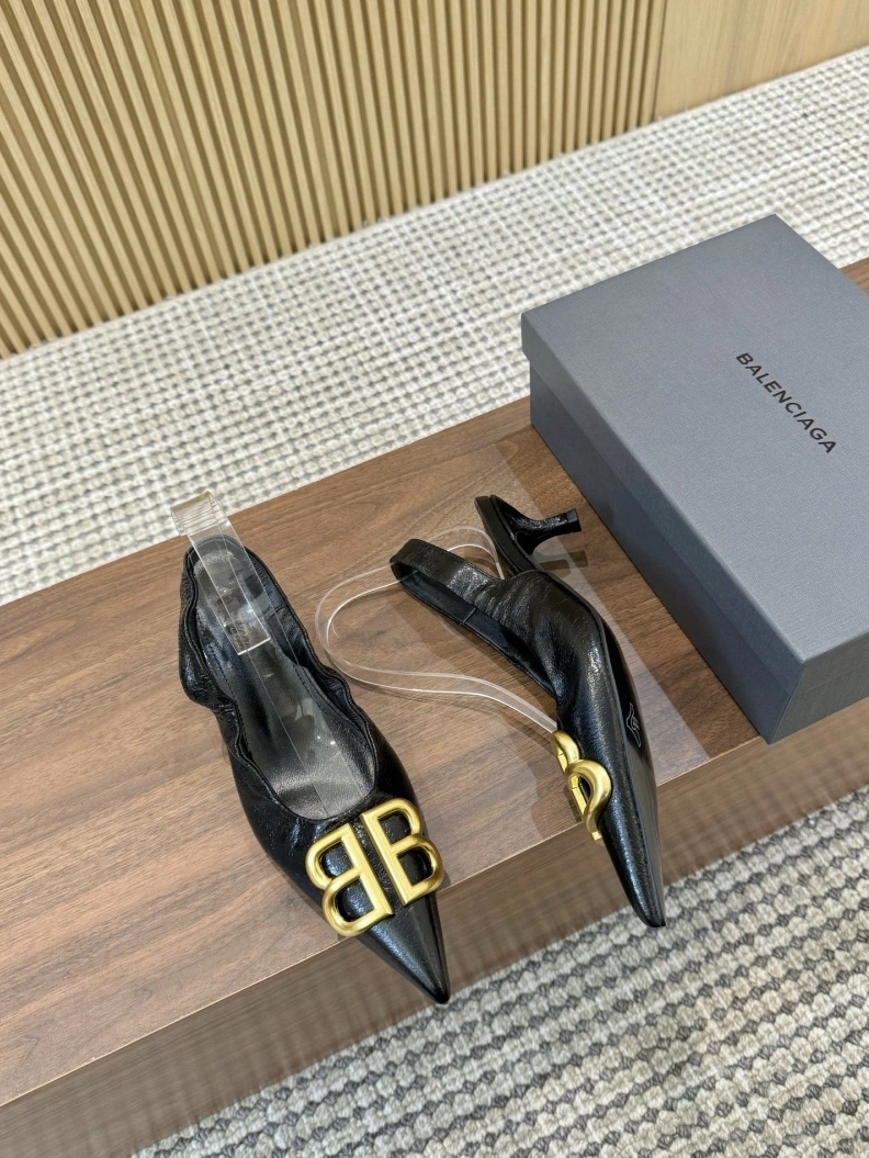 Bxlxnciaga Sandals Flexible 109435