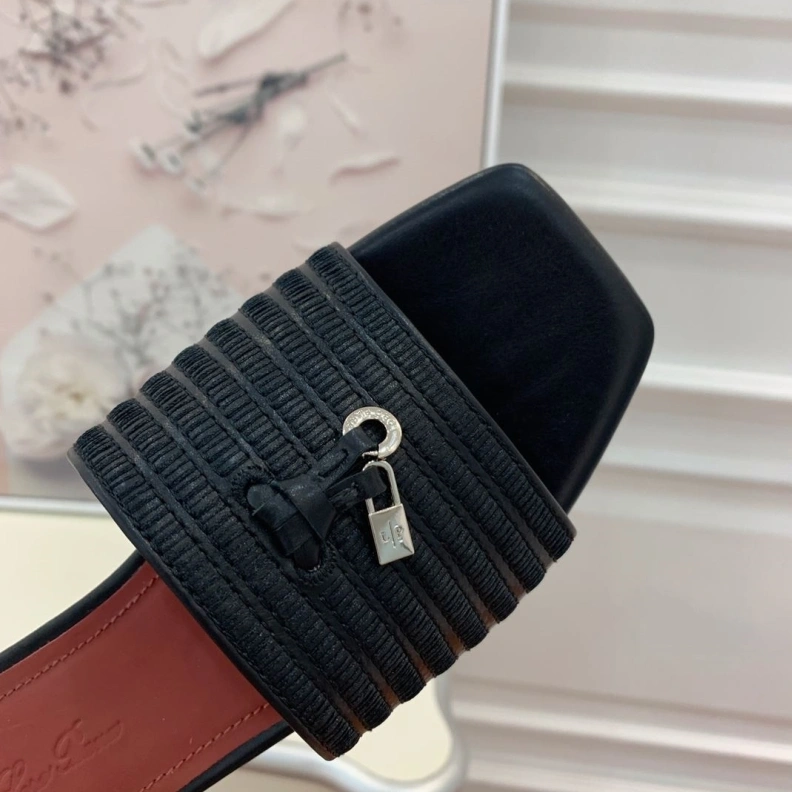 Comfortable Armxnx slippers 108496