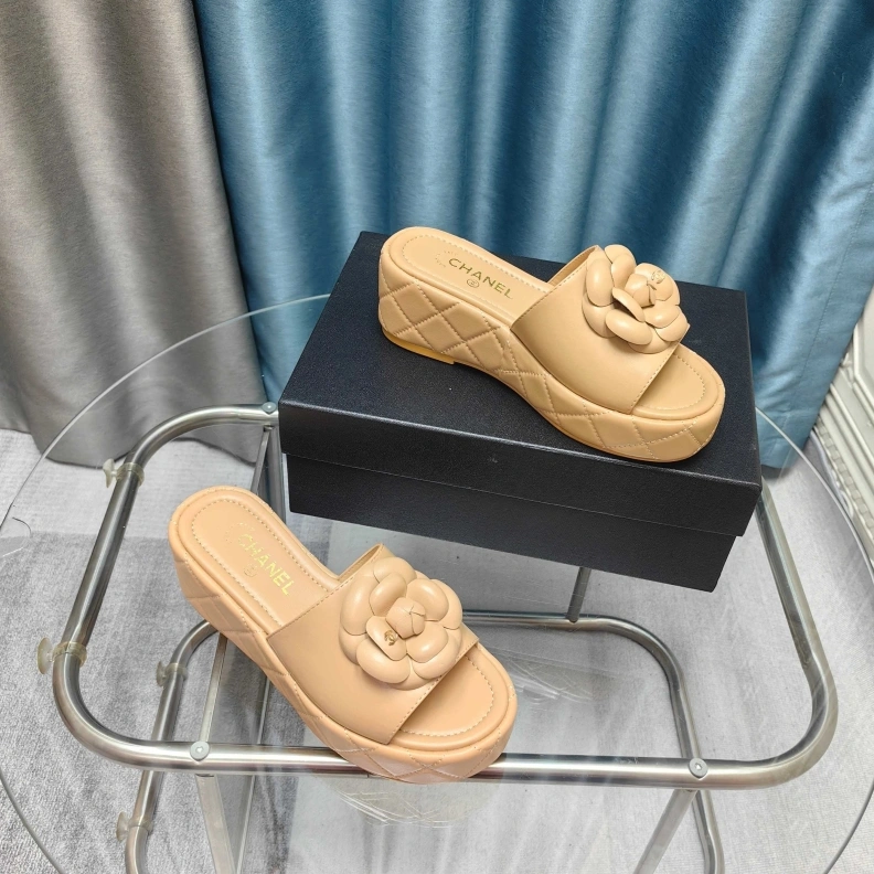 Chxnxl Slippers Compact 121755