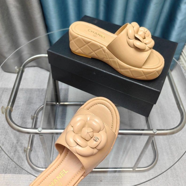 Chxnxl Slippers Compact 121755