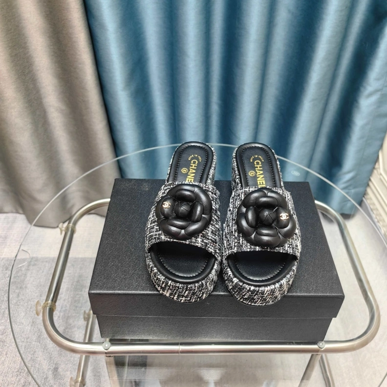 Chxnxl Slippers Timeless 121752