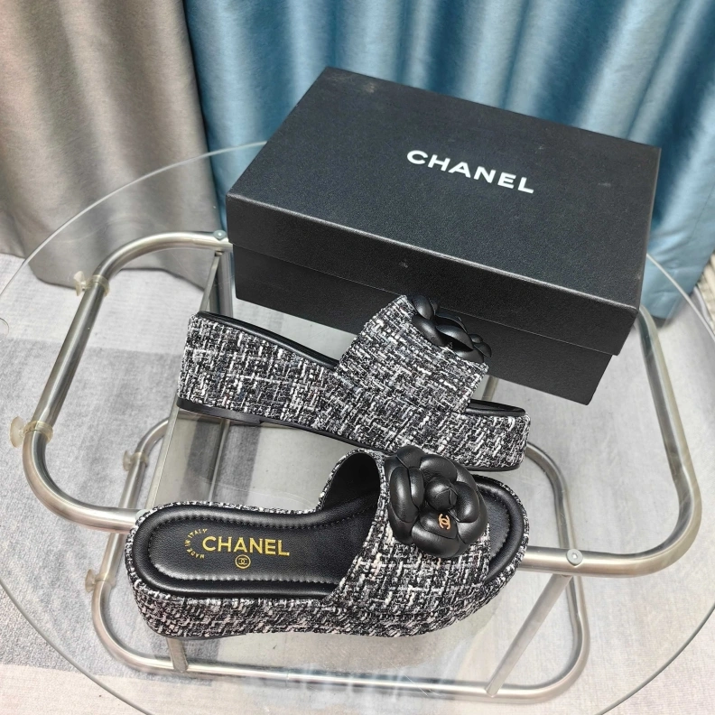 Chxnxl Slippers Timeless 121752