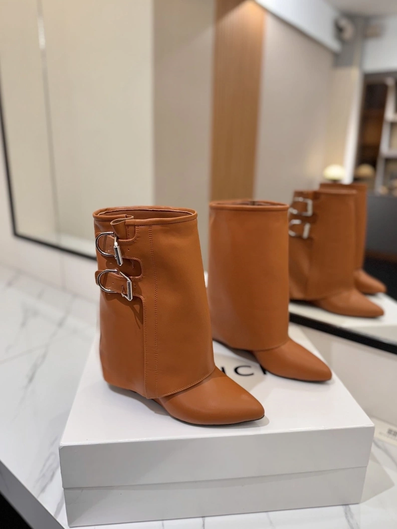 Affordable Gxvxnchy Boots 153231