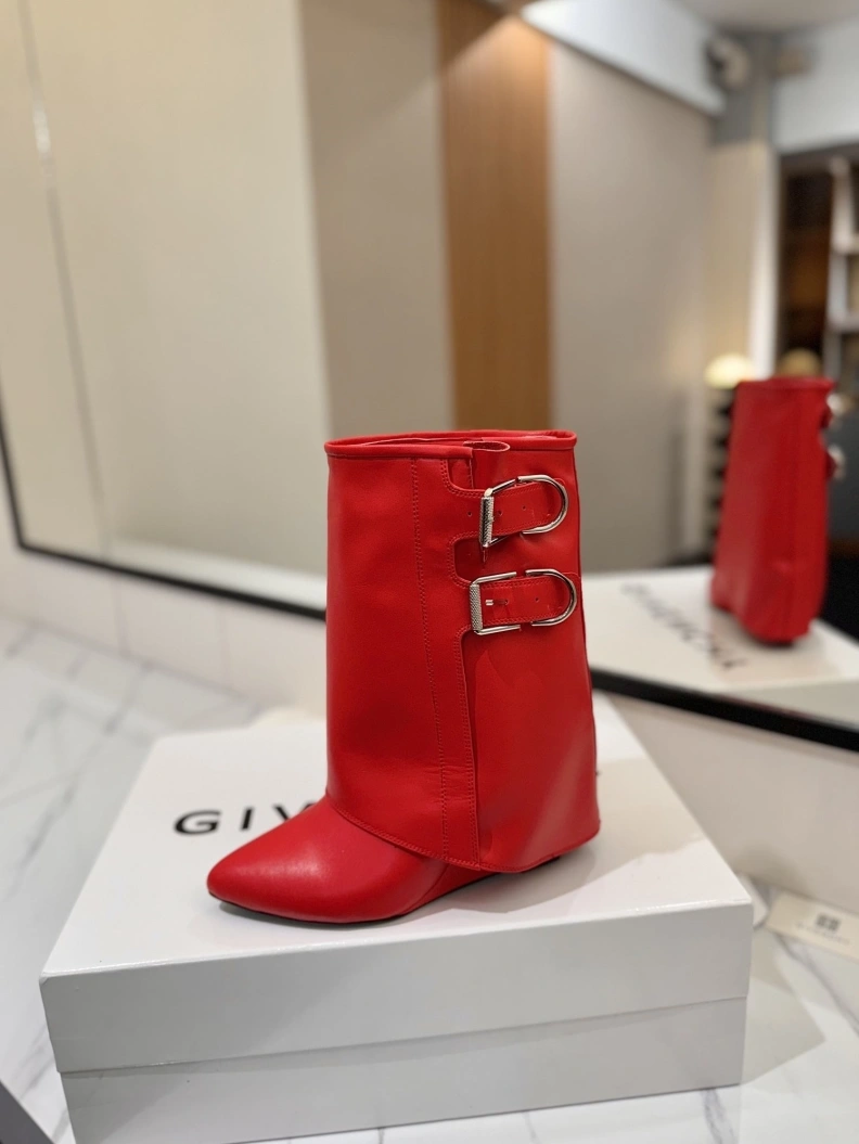 Gxvxnchy Boots Efficient 153229