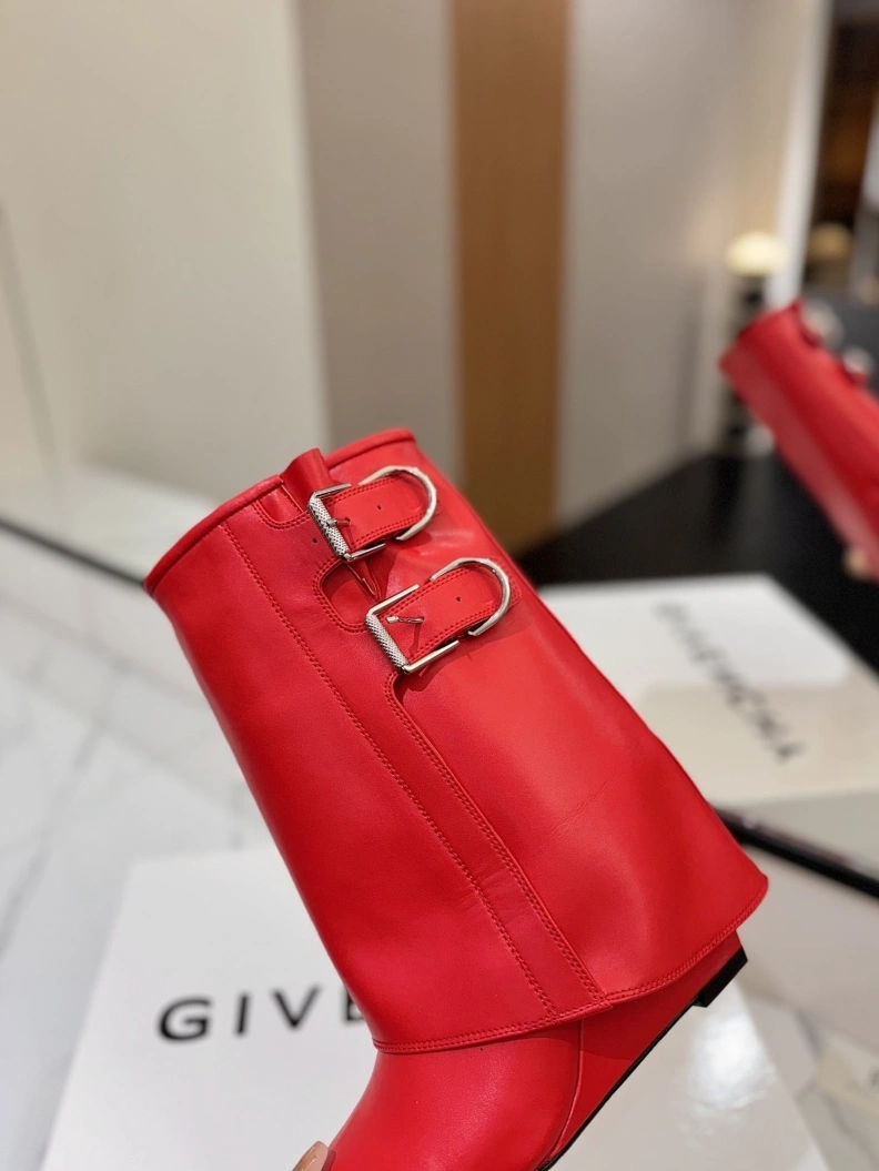 Gxvxnchy Boots Efficient 153229