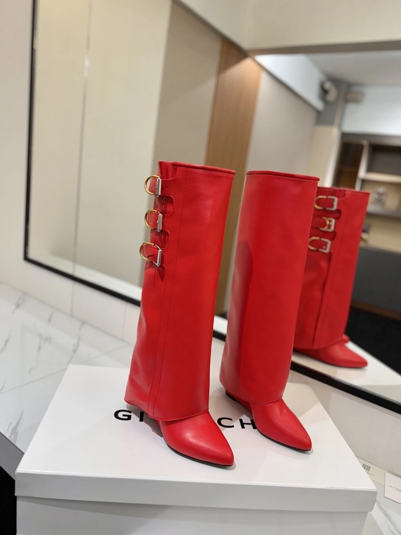 Gxvxnchy Boots Minimalist 153228