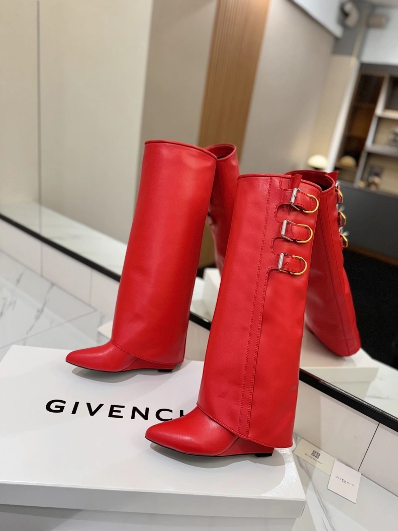 Gxvxnchy Boots Minimalist 153228