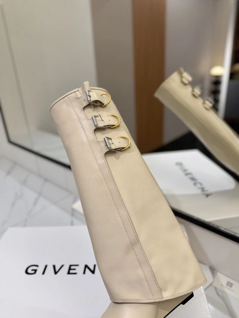 Refined Gxvxnchy Boots 153226