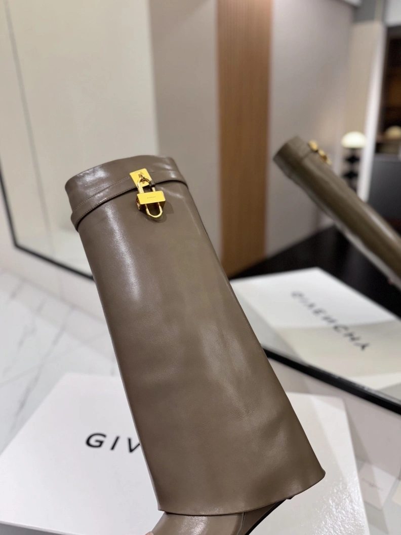 StreetReady Gxvxnchy Boots 153222