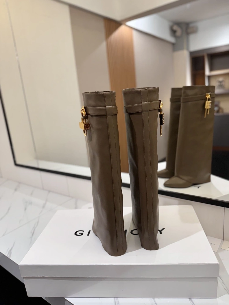 StreetReady Gxvxnchy Boots 153222