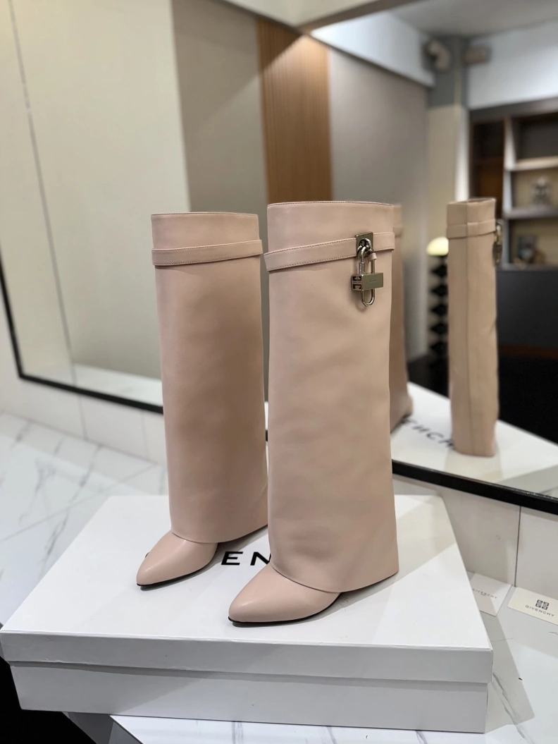 Gxvxnchy Boots Reliable 153219