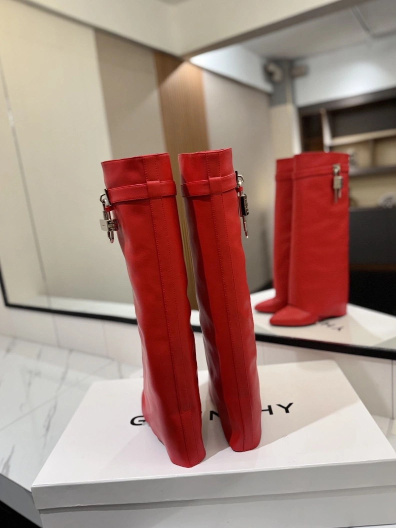 StreetReady Gxvxnchy Boots 153216