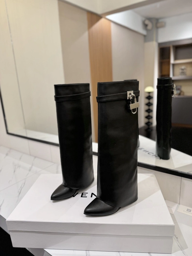 Gxvxnchy Boots Reliable 153213