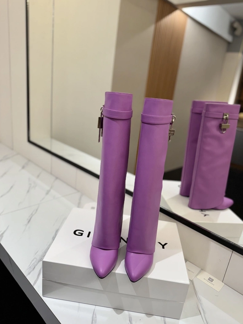 Gxvxnchy Boots SportInspired 153211