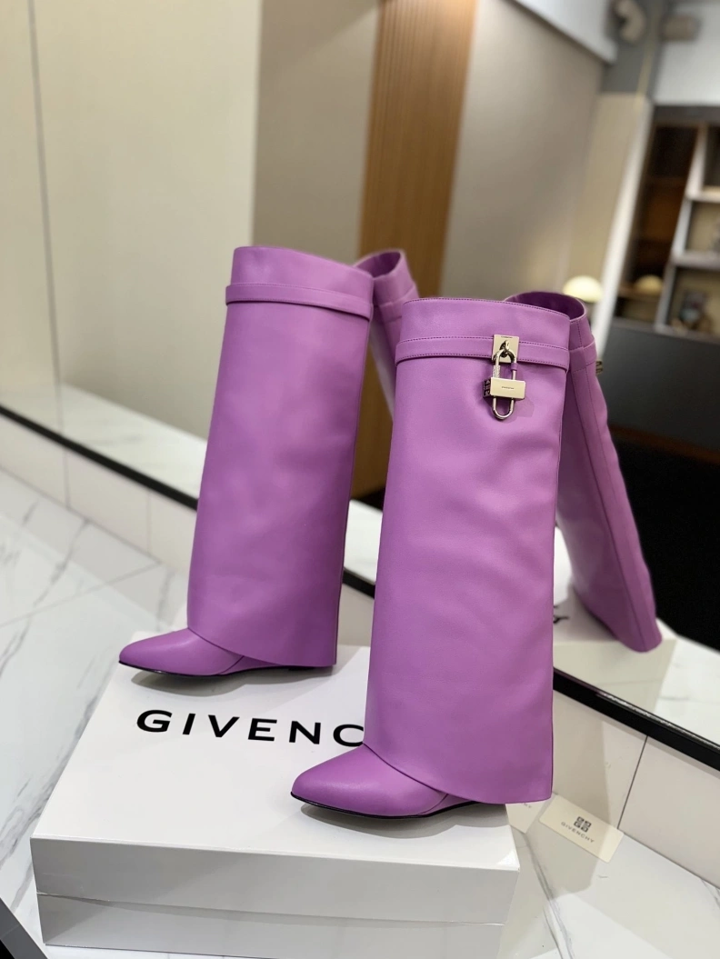 Gxvxnchy Boots SportInspired 153211