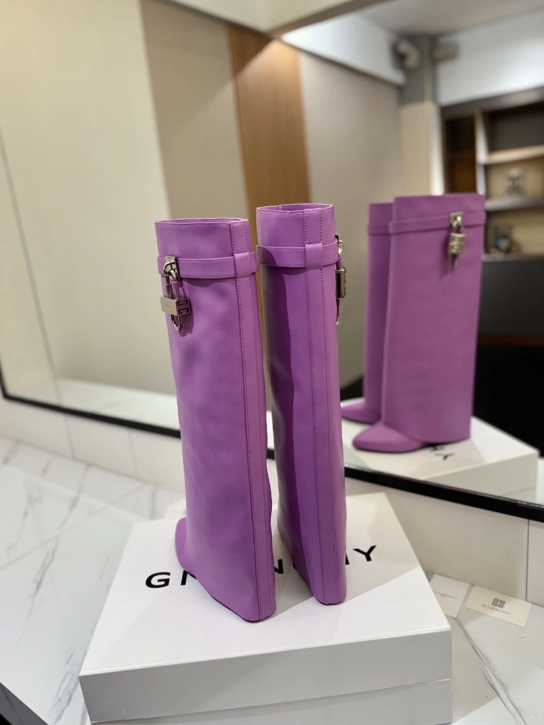 Gxvxnchy Boots SportInspired 153211