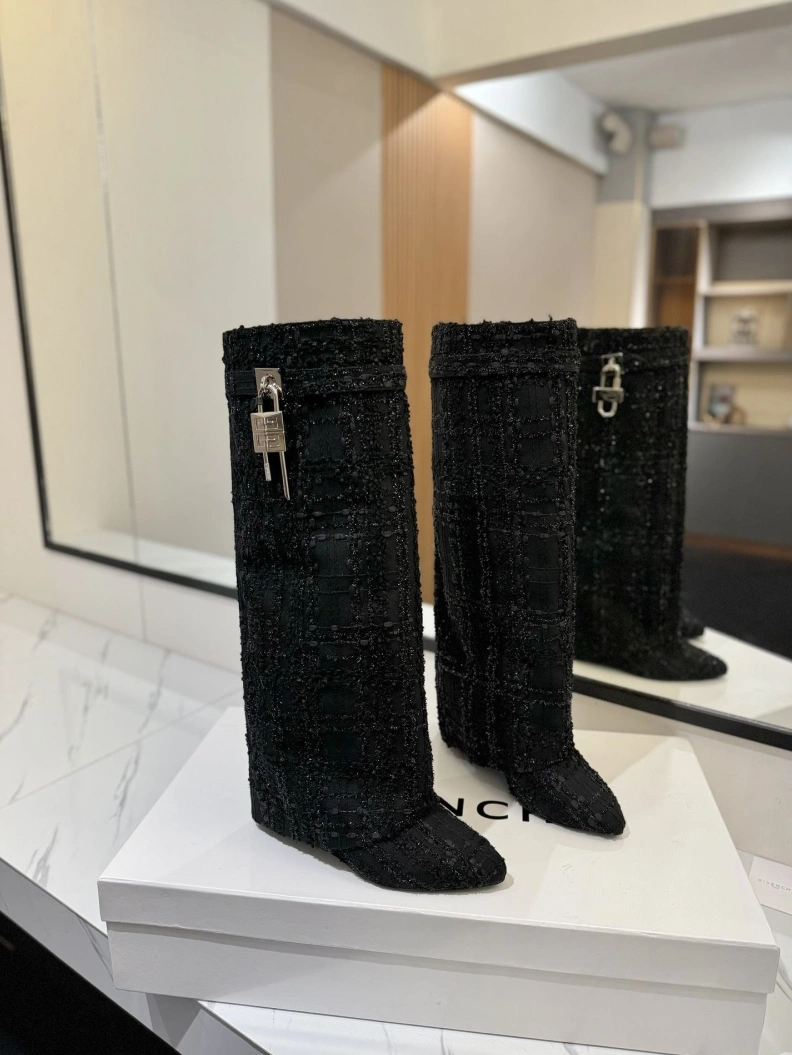 Gxvxnchy Boots Classic 153207