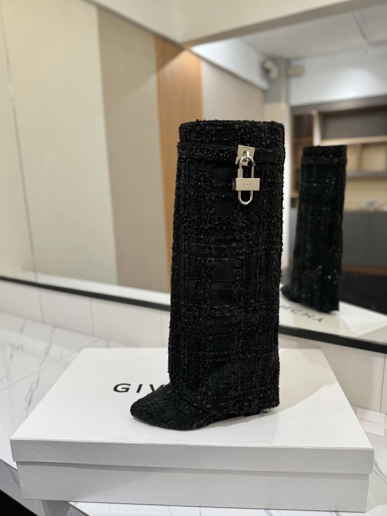 Gxvxnchy Boots Classic 153207