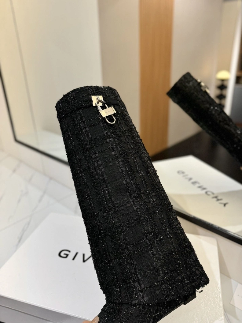 Gxvxnchy Boots Classic 153207