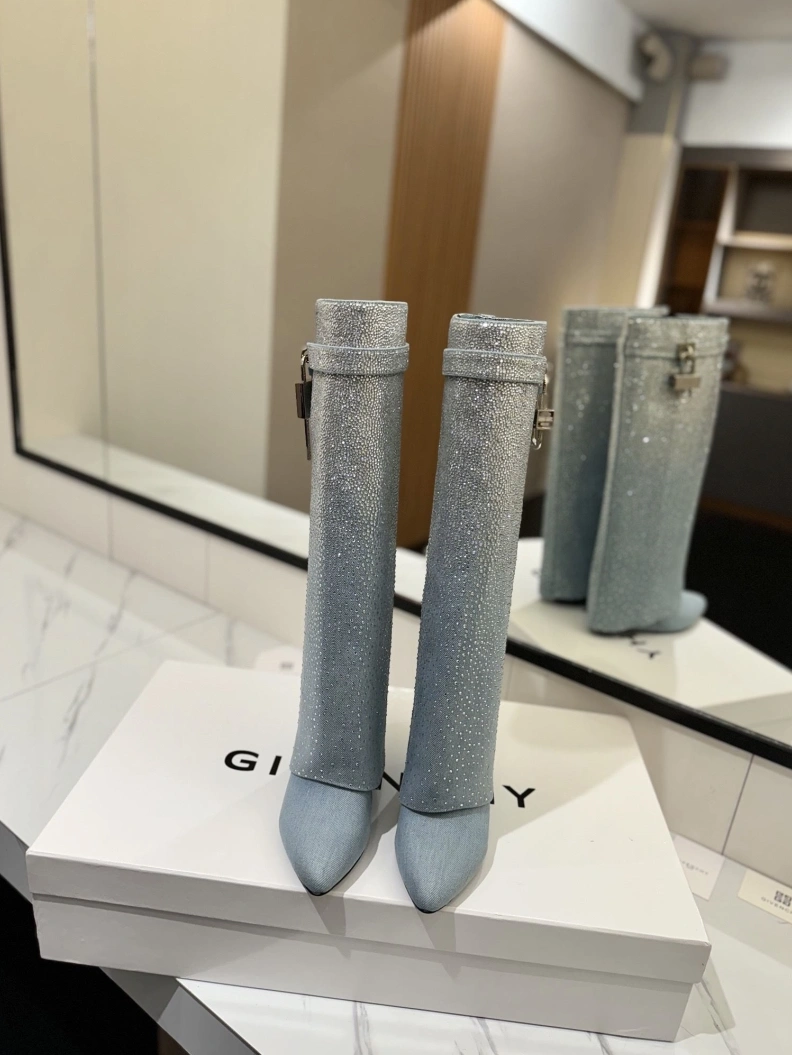 Bright Gxvxnchy Boots 153199
