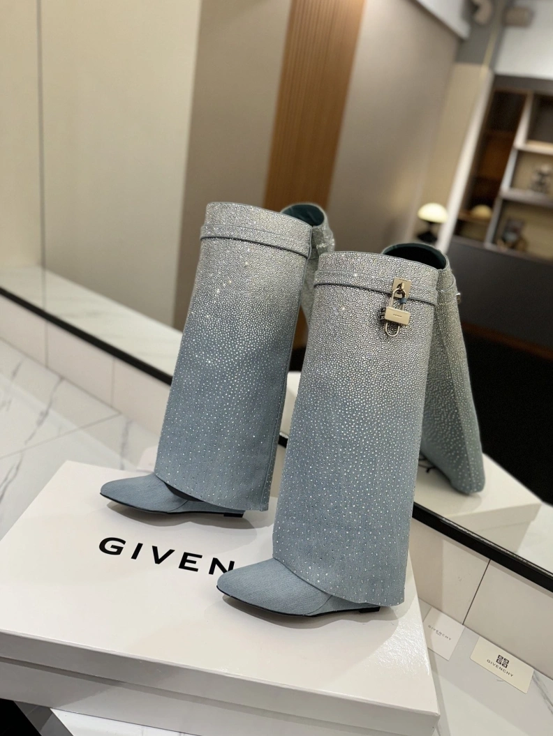 Bright Gxvxnchy Boots 153199