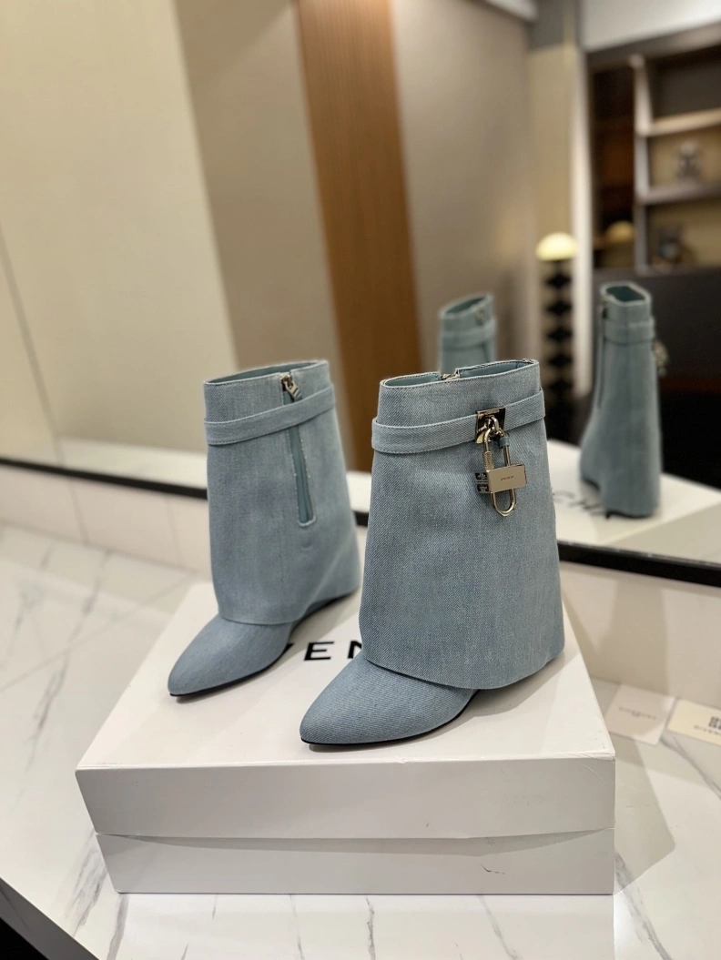 Gxvxnchy Boots Efficient 153204