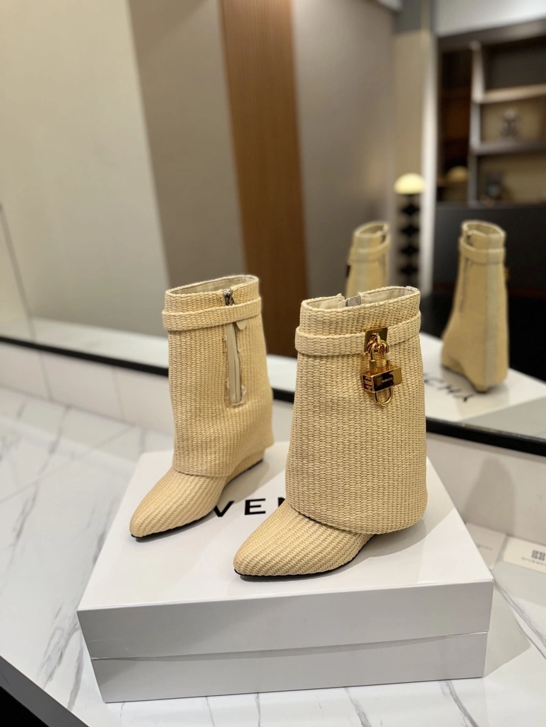 Gxvxnchy Boots SportInspired 153198